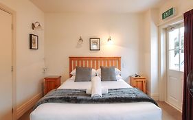 The Grand Hotel & Bar - Akaroa